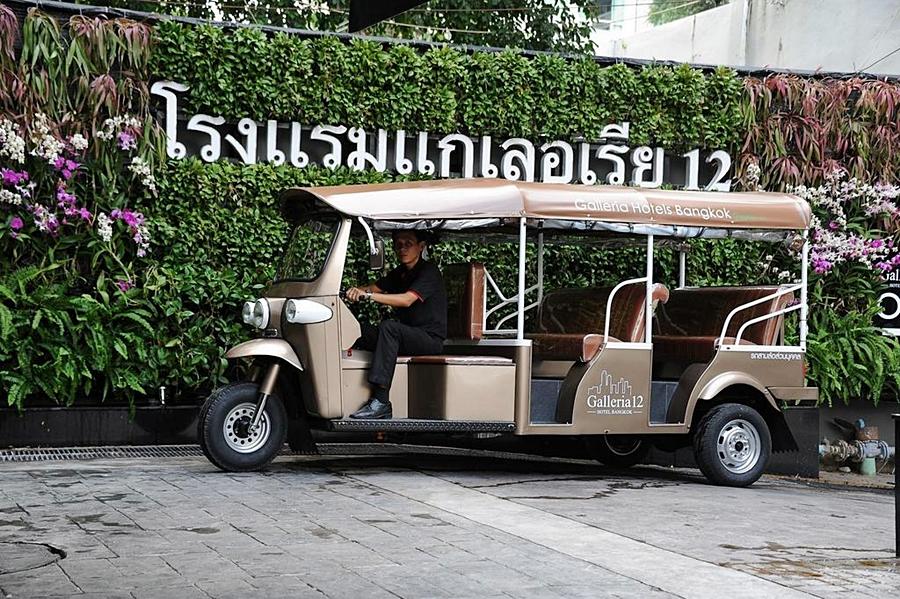 Galleria 12 Sukhumvit Bangkok By Compass Hospitality Exterior foto